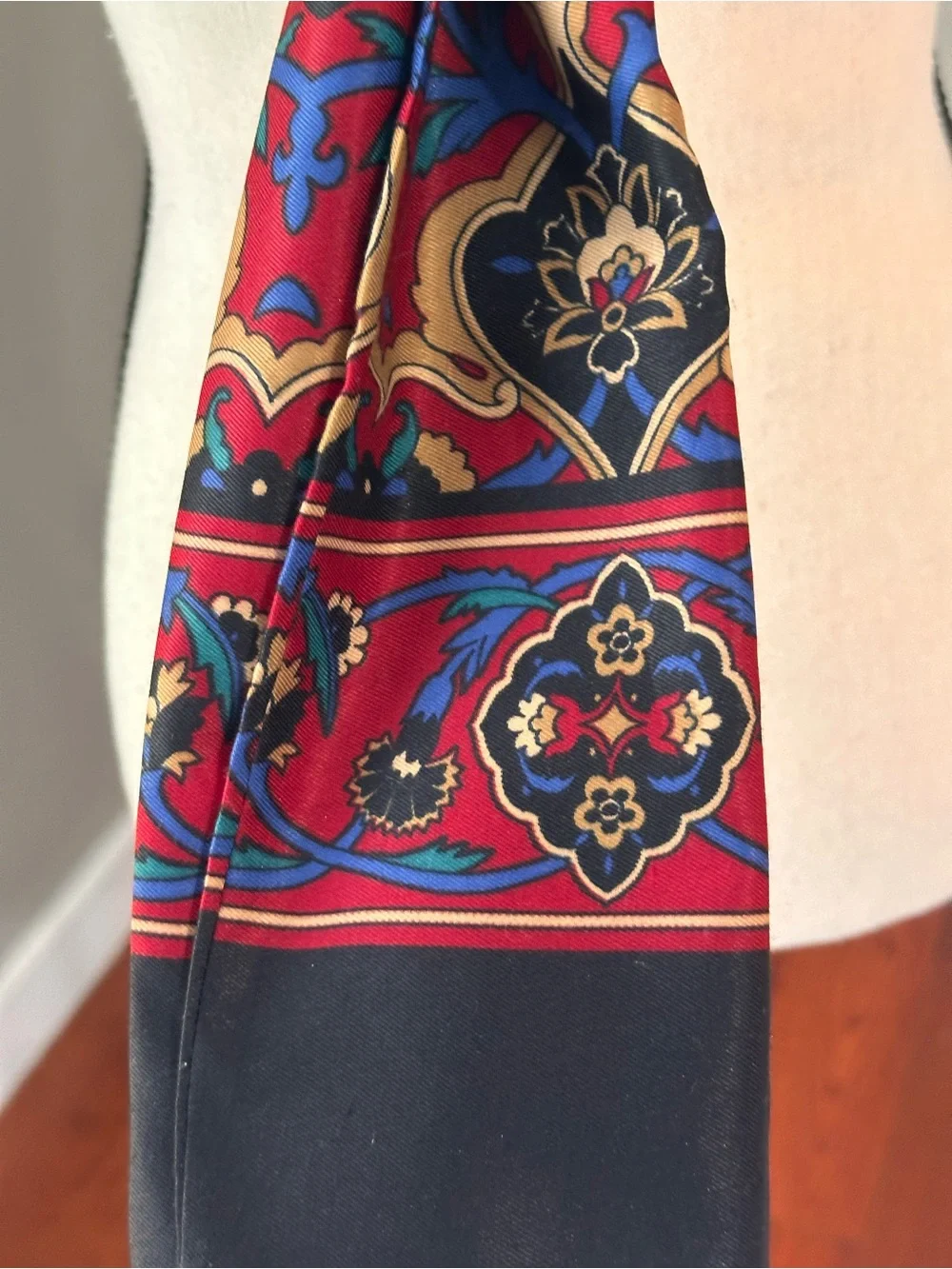 Silk-Feel Red & Black Printed Old Money Preppy Paris Ascot Scarf
